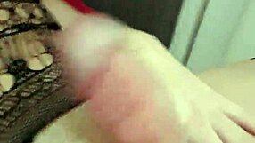 loira tarada says 'come fuck my big cock'