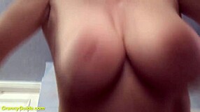 Ružna bujne 83-godišnja baba dobija žestoko jebanje u ekstremnoj tabu realnosti