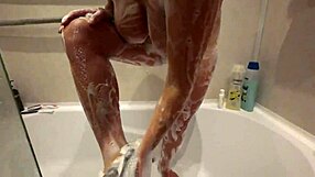 Two not-so-experienced lovers want some dirty shower fun with some butting in