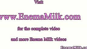 Peräruiske pursuavat lesbot nauttivat isolla straponilla villissä toiminnassa!