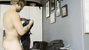 naked laundry with nathan bronson