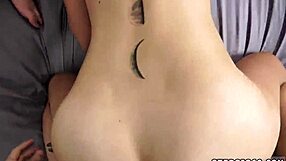 자지 갈망 18+가 가족 대회 게임 합류