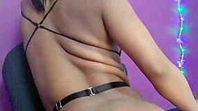 Montando Dildo With Toys For Intense Masturbation Pleasure