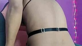 Montando Dildo With Toys For Intense Masturbation Pleasure