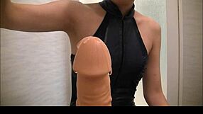 Misaki gives an amazing handjob in this sexy pv