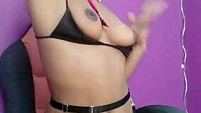 Montando Dildo With Toys For Intense Masturbation Pleasure