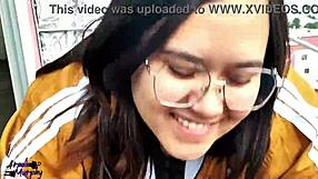 Vecinos mirones follando a mi hermanastro en el balc�n