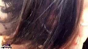 Vecinos mirones follando a mi hermanastro en el balc�n