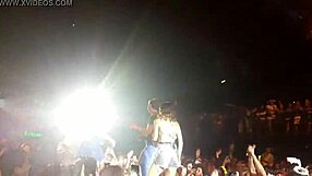 Duo Anavitoria Shaking Ass Nicely