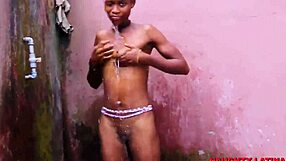 We enjoyed a threesome with ebony hotties in the hotel.