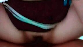 多汁翘臀少女18+紧身裙骑乘