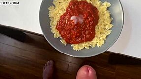 I eats my mans cum pastas and I loves it so much!