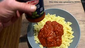 I eats my mans cum pastas and I loves it so much!