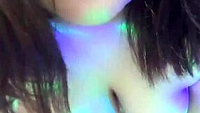 hey, you vietnamese babe, wanna get naughty?