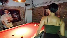 Ela ama transar em locais aleatorios com transvestido e buceta apertada