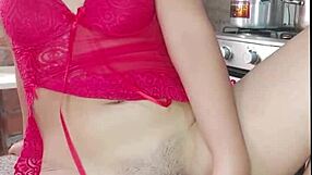 Latina hermosa can't hold back her urge to fuck, grabs the first thing in her kitchen.