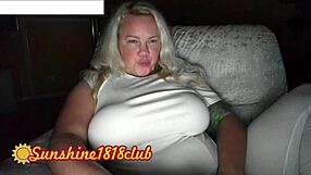 Big Tits Squirt On Webcam!