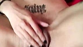 the dildo brings intense orgasms and squirting