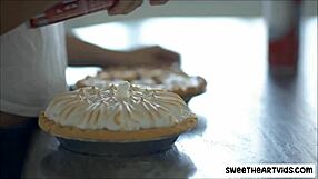 i enjoy messy lesbian activities with chocolate and food