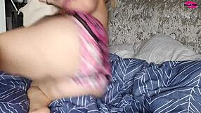 Watch me put makeup on naked ass