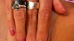 I can't stop watching college guys jerk off online. It drives me wild every single time I log in.