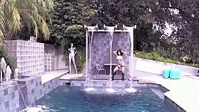 Ebony Pornstar Feels Big Cock At Holiday Festival