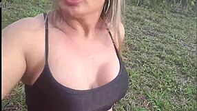 Perfect street spot for Bianca Naldy to shake her latina ass and get deepthroat with big cock