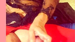 She uses toys to make her ass gape in stockings