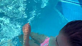 Hei, haluatko nähdä minun anaali dildoleikini altaalla?