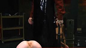 Sexy Y And Alexa Nova Dominate Kendall In Pink Room