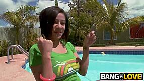 eager vanessa leon gets fucked in facial blowjob and doggystyle