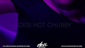 Beautiful Indian Desi Teen Shows Big Boobs on Cam