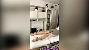 Sugarnadya skillfully depilates client's chic legs and beautiful feet