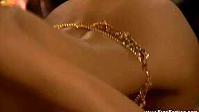 Beautiful Brunette Gives Blowjob Lessons In India