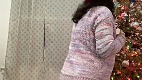 Anna Maria's intense Christmas fuck