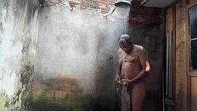 amateur gay bath session with relaxing vibes!