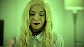 Kenzie Reeves Fingers Dildo Cumshot