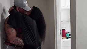 كوميدور دوتادو ينيك بنت سوداء ساخنة لحد ما تنيج