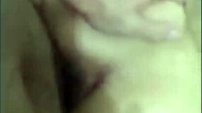 Novinha gostosa gives anal assfucking to the well-endowed prostitute