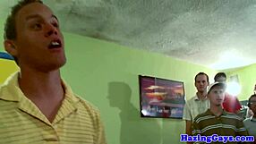 i watch twinks blowin' dick an' get banged