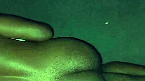 mature black guy gives it to me right