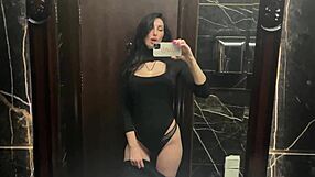 My karaoke club vacation, is it the best?