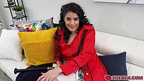 Can angel gostosa resist giving oliver faze a handjob?