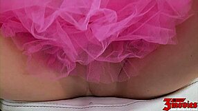 Elaina raye chats about ripped nylons