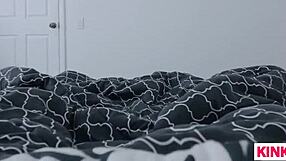 Watch vanessa cage get stretched?