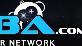 टेलर विंक्स अपने बिग नैचरल टिट्स दिखाती है