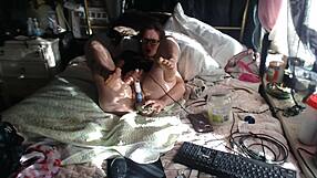 Watch this milf use a zucchini for her pleasure. Is it big enough?