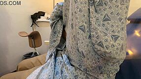 Dayanara Emotionally Pumps Milk from Her Tits in Fetish Scene