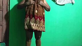 Heer Raanjhee With Naughty Umbrella Indian Wife Passionate Comedy Clip