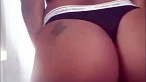 i watch big booty latina isabella strip